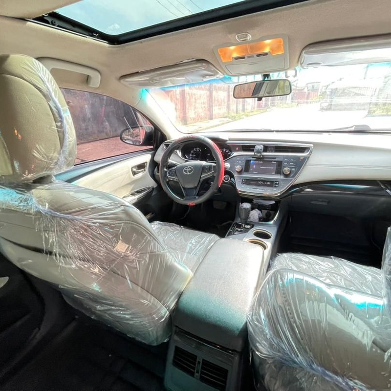 Sharp 2014 Toyota Avalon XLE for Sale In Rivers image