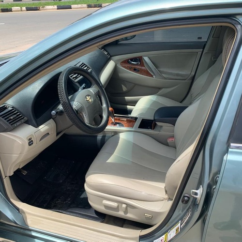 Slightly Used 2009 Toyota Camry Spider XLE for Sale In Imo 