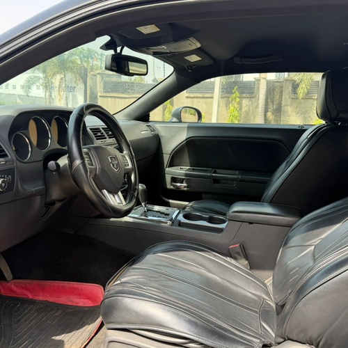 Standard Registered 2013 Dodge Challenger For Sale In Abuja