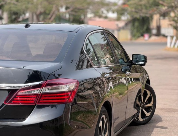 SUPER CLEAN 2017 HONDA ACCORD EXL DUTY ORIGINAL DOCUMENTS