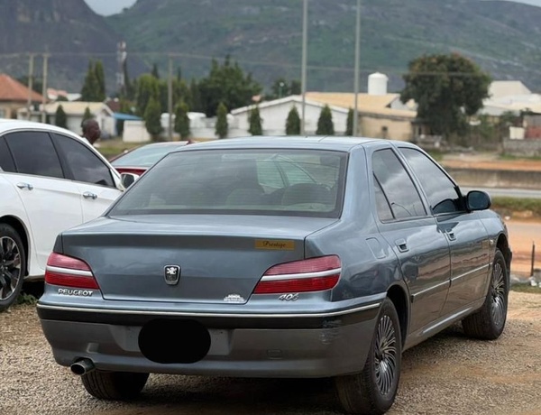 SUPER CLEAN AUTOMATIC PEUGEOT 406 FOR SALE IN ABUJA