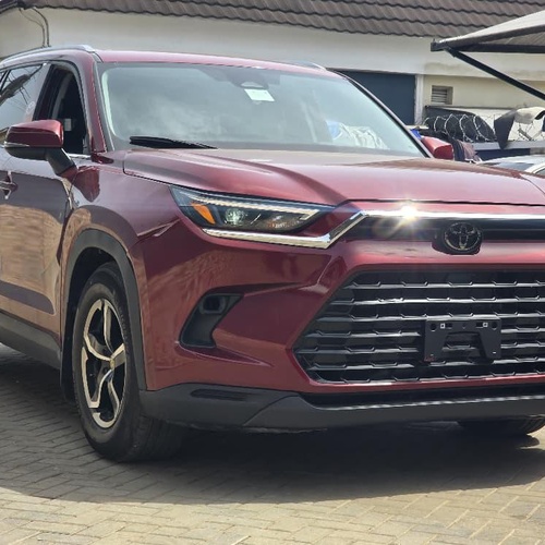 Foreign Used 2024 Toyota Highlander XLE for Sale In Lagos