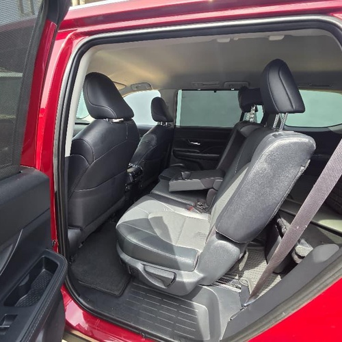 Foreign Used 2024 Toyota Highlander XLE for Sale In Lagos