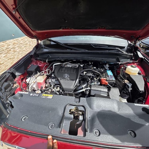 Foreign Used 2024 Toyota Highlander XLE for Sale In Lagos