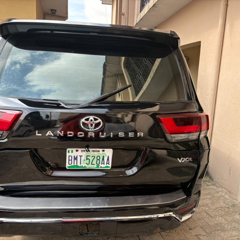TOKS GRADE 2003 UPGRADE TO 2022 LAND CRUISER AVAILABLE IN PH image