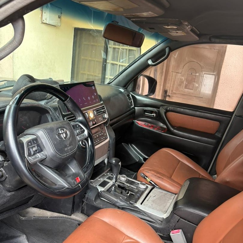 TOKS GRADE 2003 UPGRADE TO 2022 LAND CRUISER AVAILABLE IN PH image