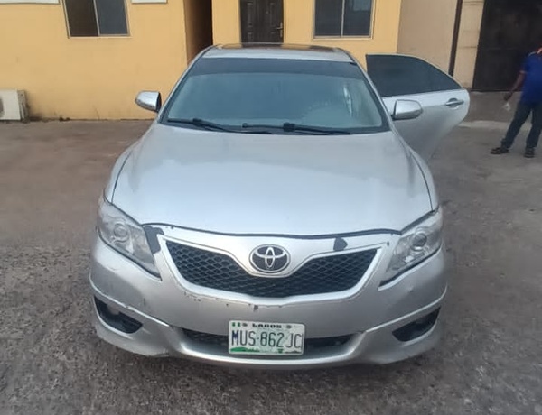 TOKS GRADE 2008 CAMRY SPORTS AVAILABLE IN AJAO ESTATE LAGOS