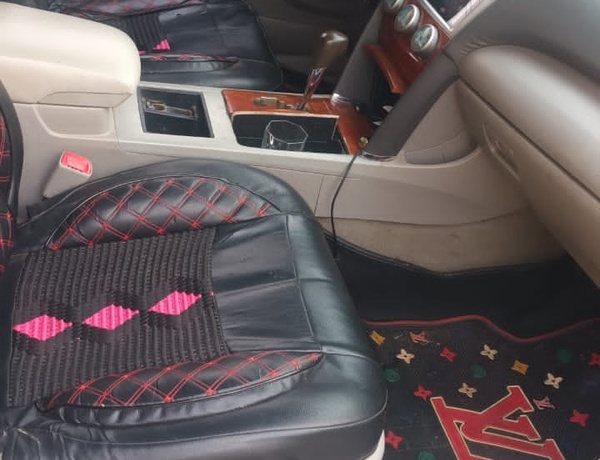 TOKS GRADE 2008 CAMRY SPORTS AVAILABLE IN AJAO ESTATE LAGOS