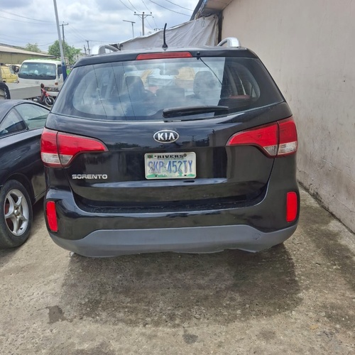 TOKS GRADE 2012 KIA SORENTO AVAILABLE IN PH
