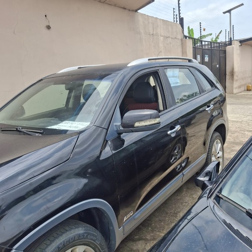 TOKS GRADE 2012 KIA SORENTO AVAILABLE IN PH