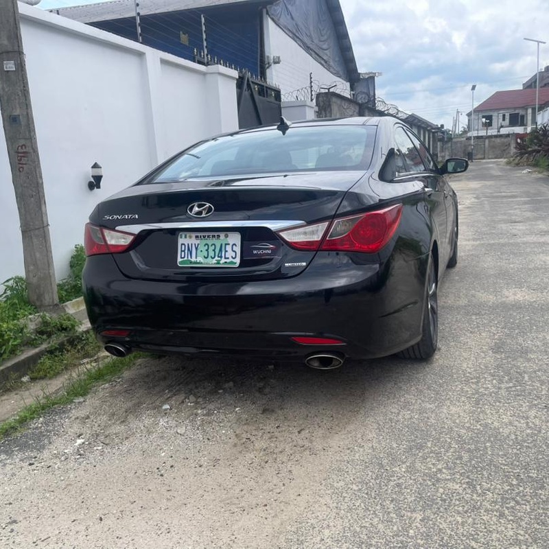 TOKS GRADE 2013 HYUNDAI SONATA AVAILABLE IN PH. image