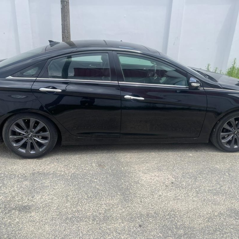 TOKS GRADE 2013 HYUNDAI SONATA AVAILABLE IN PH. image