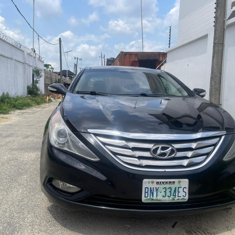 TOKS GRADE 2013 HYUNDAI SONATA AVAILABLE IN PH. image
