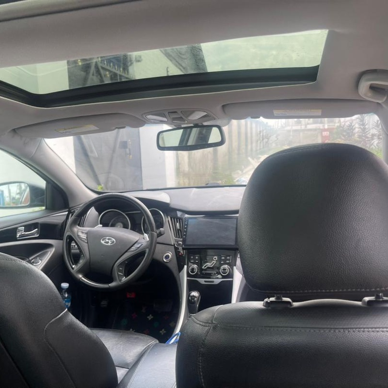 TOKS GRADE 2013 HYUNDAI SONATA AVAILABLE IN PH. image