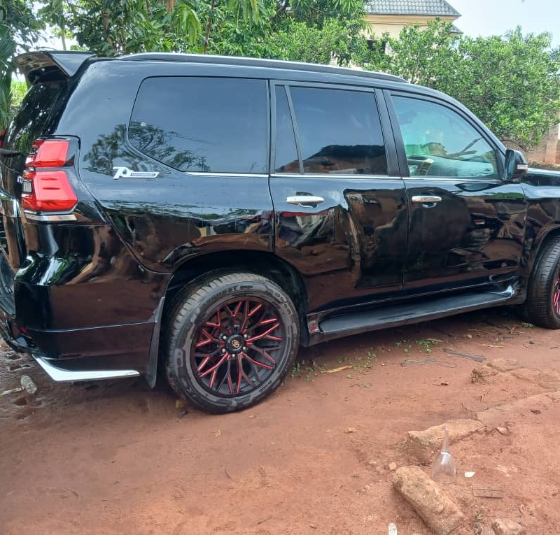 TOKS GRADE GX 470 CONVERTED AND UPGRADED TO 2023 PRADO image