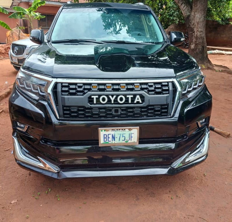 TOKS GRADE GX 470 CONVERTED AND UPGRADED TO 2023 PRADO image