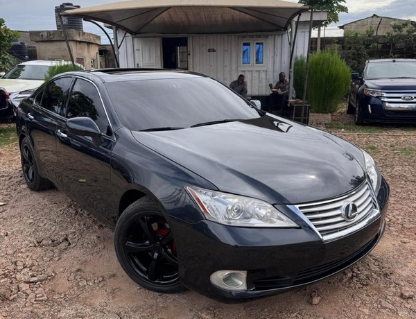 TOKS STANDARD 2010 LEXUS ES350 FOR SALE