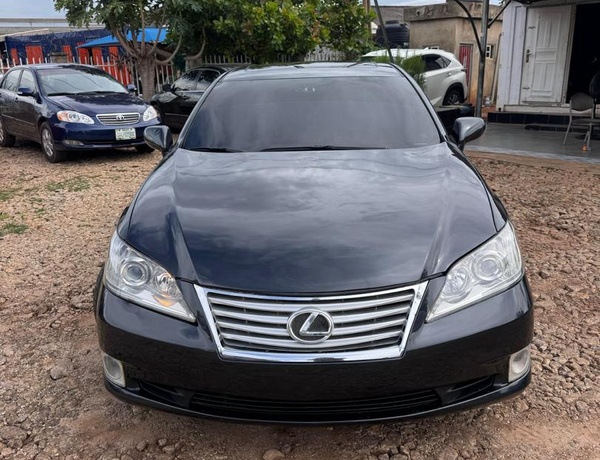 TOKS STANDARD 2010 LEXUS ES350 IN KADUNA FOR SALE
