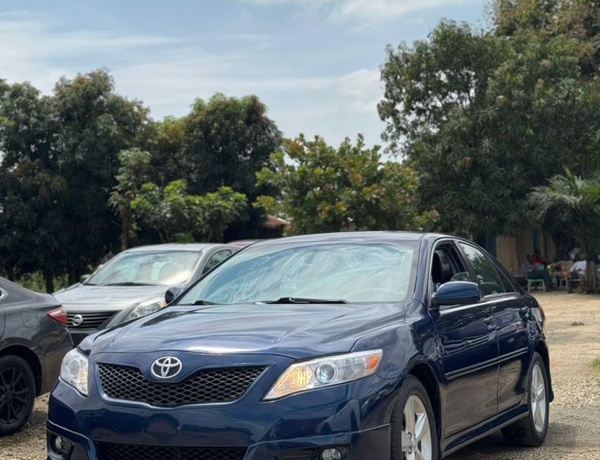 TOKS STANDARD 2010 TOYOTA CAMRY SE FOR SALE IN ABUJA