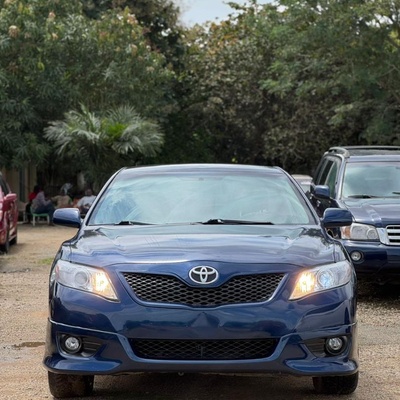 TOKS STANDARD 2010 TOYOTA CAMRY SE FOR SALE IN ABUJA