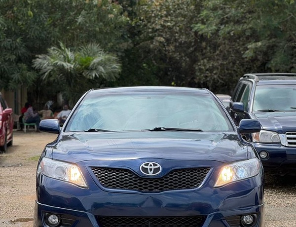 TOKS STANDARD 2010 TOYOTA CAMRY SE FOR SALE IN ABUJA