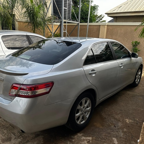 TOKS STANDARD 2010 TOYOTA CAMRY XLE FOR SALE