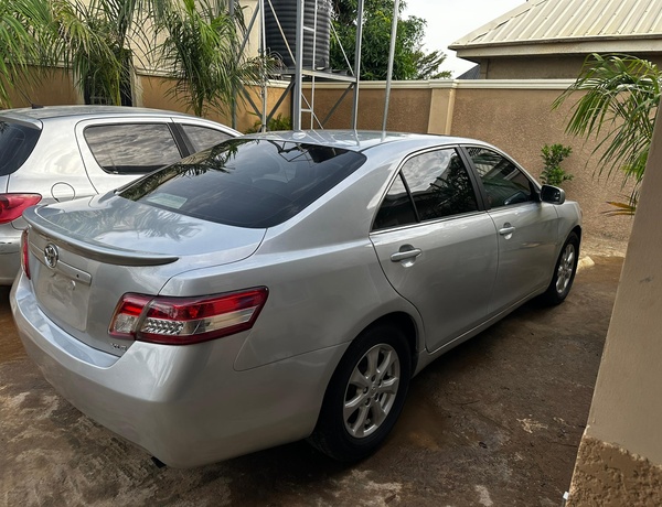 TOKS STANDARD 2010 TOYOTA CAMRY XLE FOR SALE