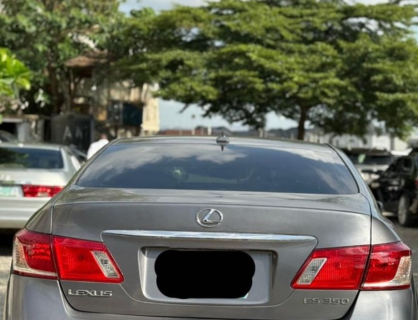 TOKS STANDARD 2012 LEXUS ES350 FOR SALE IN ABUJA