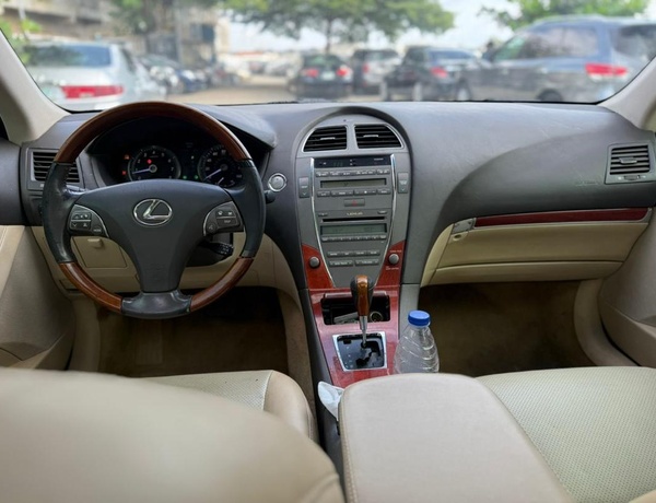 TOKS STANDARD 2012 LEXUS ES350 FOR SALE IN ABUJA
