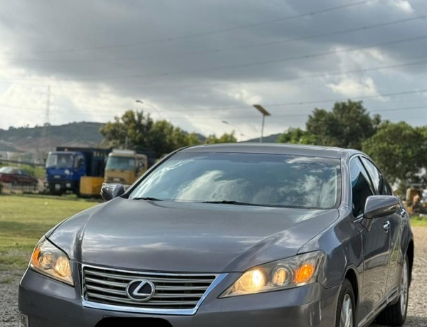 TOKS STANDARD 2012 LEXUS ES350 FOR SALE IN ABUJA