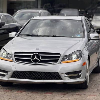 TOKS STANDARD 2013 MERCEDES BENZ C350 FOR SALE