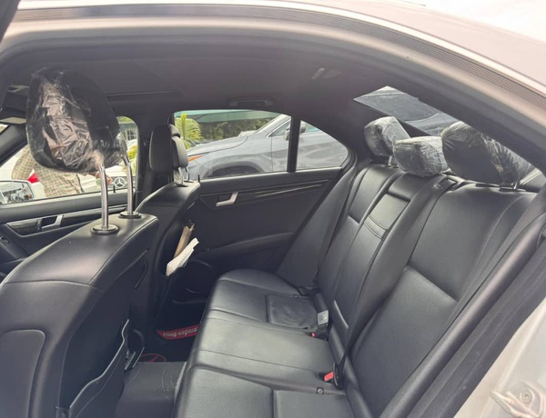 TOKS STANDARD 2013 MERCEDES BENZ C350 FOR SALE