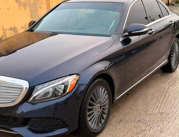TOKS STANDARD 2015 MERCEDES BENZ C300 FOR SALE IN LAGOS