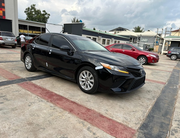 TOKS STANDARD 2018 TOYOTA CAMRY LE FOR SALE