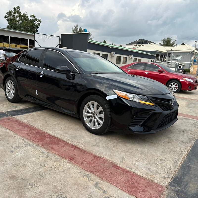 TOKS STANDARD 2018 TOYOTA CAMRY LE FOR SALE image