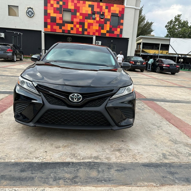 TOKS STANDARD 2018 TOYOTA CAMRY LE FOR SALE image