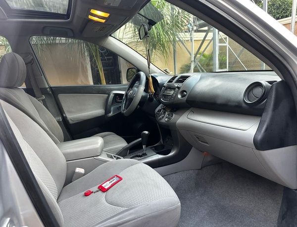TOKS STANDARD KEYLESS 2010 TOYOTA RAV4 LIMITED FOR SALE
