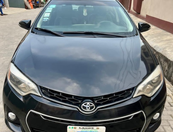 Toks Standard Registered  Toyota Corolla LE 2015