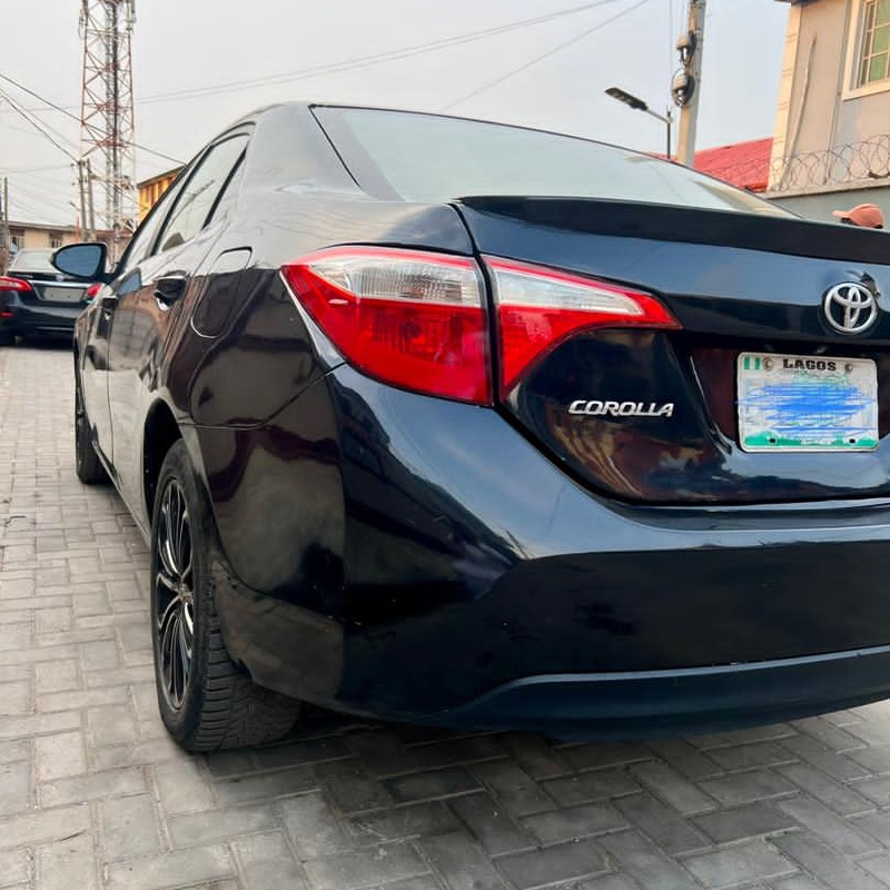 Toks Standard Registered  Toyota Corolla LE 2015 image