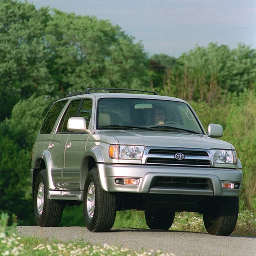 Toyota 4Runner SR5