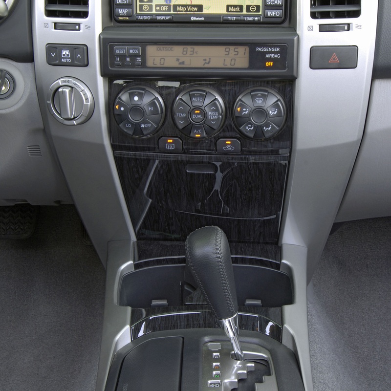 Toyota 4Runner SR5 image