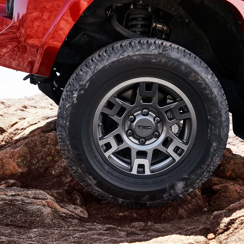 Toyota 4Runner SR5 image