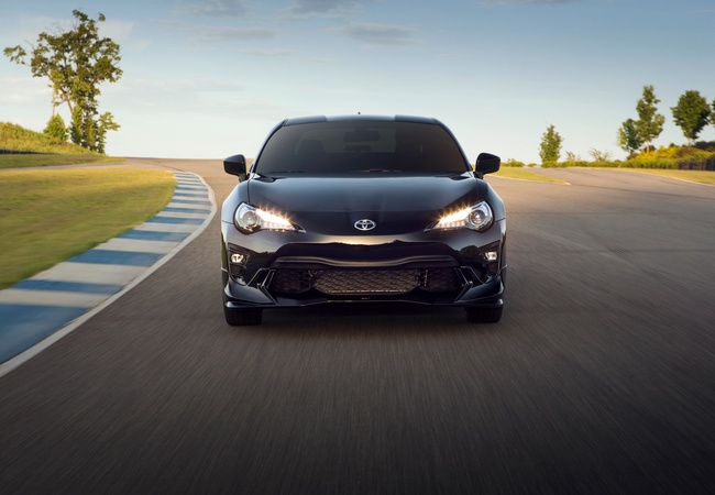 Toyota 86 image 2