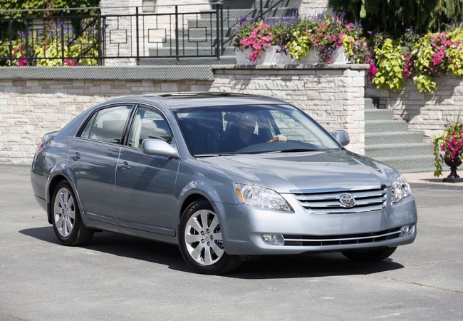 Toyota Avalon image 3