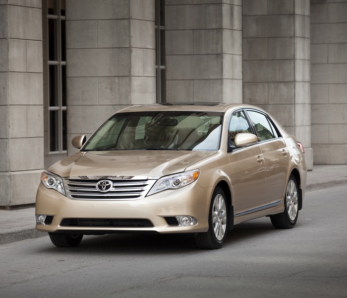 Toyota Avalon logo Image