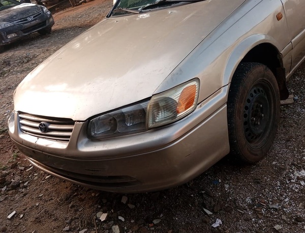 Toyota Camry 2000 model for Sale In Magodo ph2 Shangisa Lagos