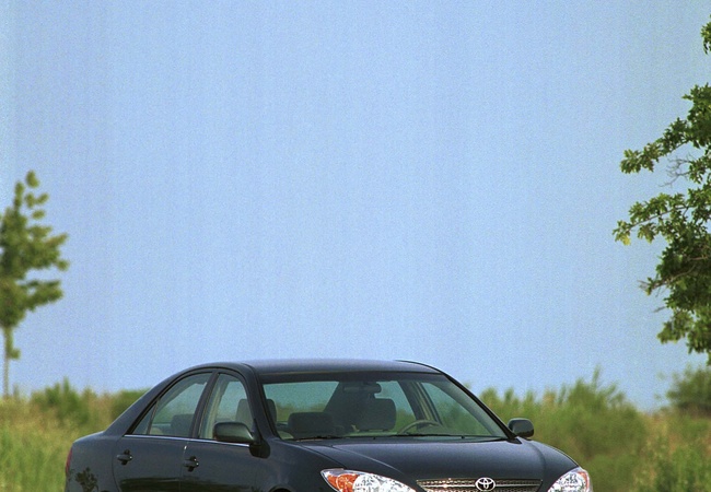 Toyota Camry image 3