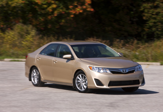 Toyota Camry image 5
