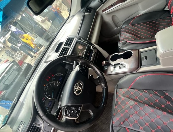 Toyota camry 2013 XLE in Lagos