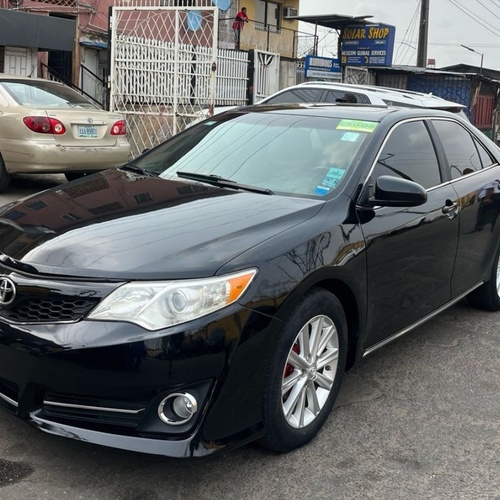 Toyota camry 2013 XLE in Lagos